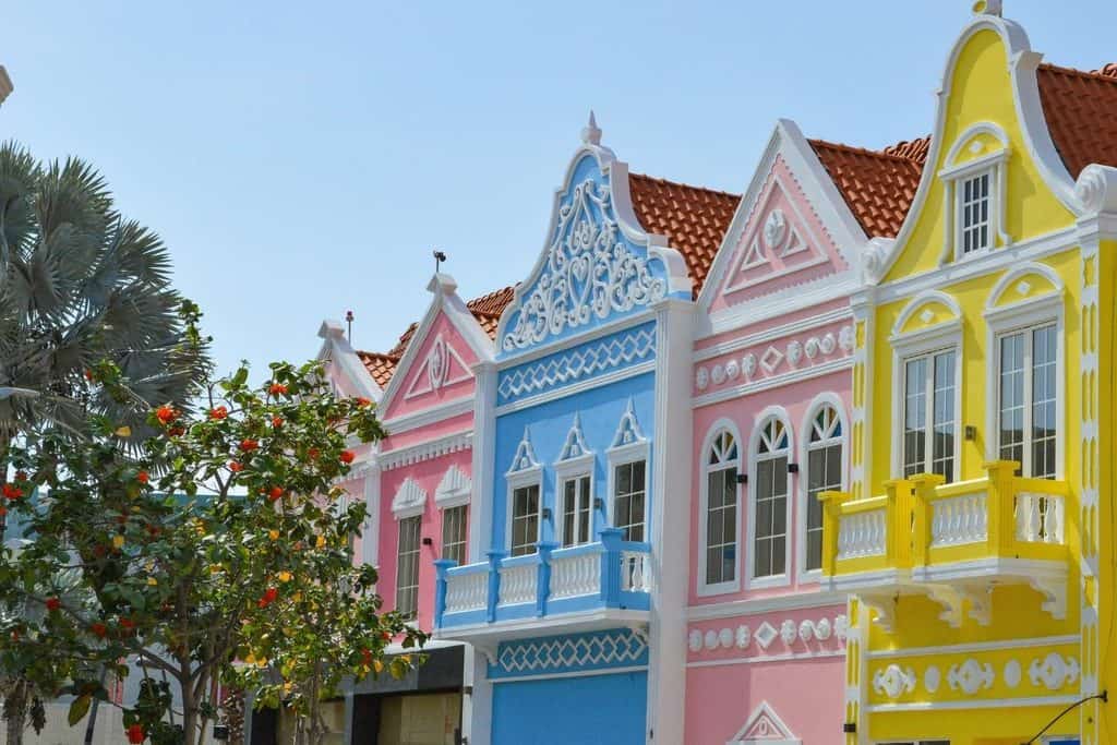 jamie-tudor-EUxtOZX3chs-unsplash Colorful houses in Aruba.